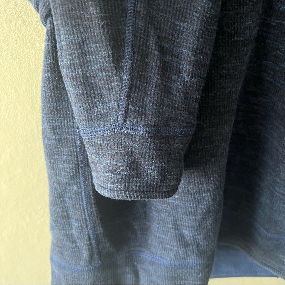 TOMMY BAHAMA Reversible 1/4 Zip Long Sleeve Blue/Black Sweater Men's Size M - Picture 4 of 7